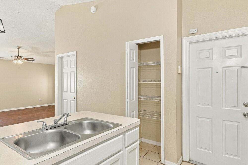 208 Diamond Ridge Blvd - Photo 6 of 15