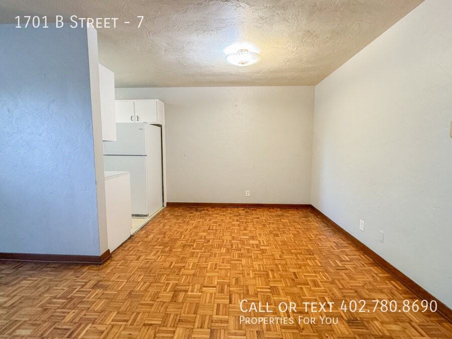 1701 B St #7 - Photo 5 of 18