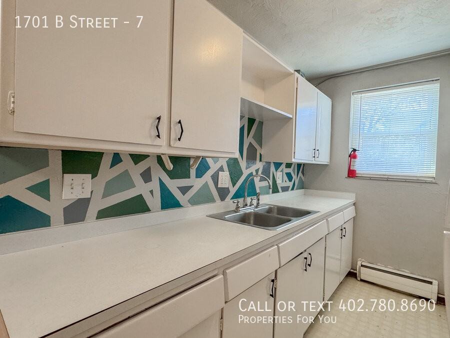1701 B St #7 - Photo 7 of 18