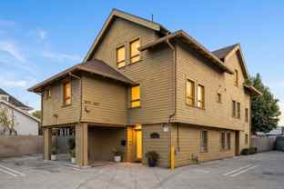 2673 Menlo - Photo 1 of 1