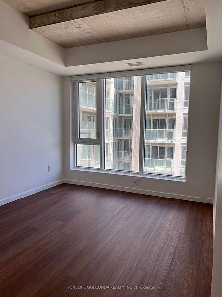689 The Queensway #506 - Photo 7 of 17