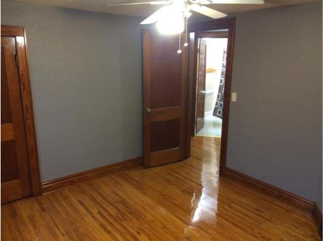 207 Almiron St - Photo 3 of 10