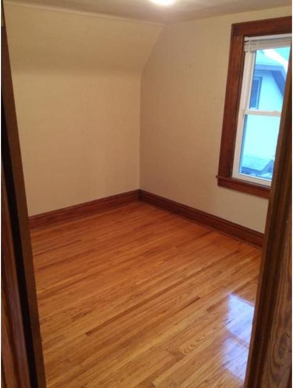 207 Almiron St - Photo 4 of 10