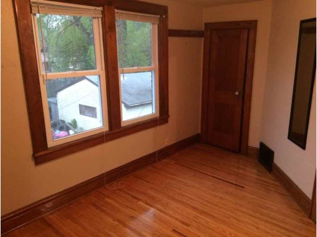 207 Almiron St - Photo 5 of 10