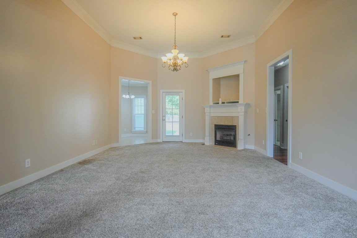 1101 Highmoor Ln - Photo 3 of 50