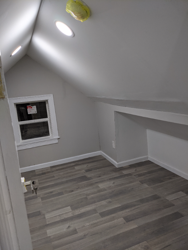 18 Hichborn St #2 - Photo 3 of 22