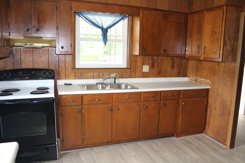 202 Mountain View Dr - Photo 3 of 9
