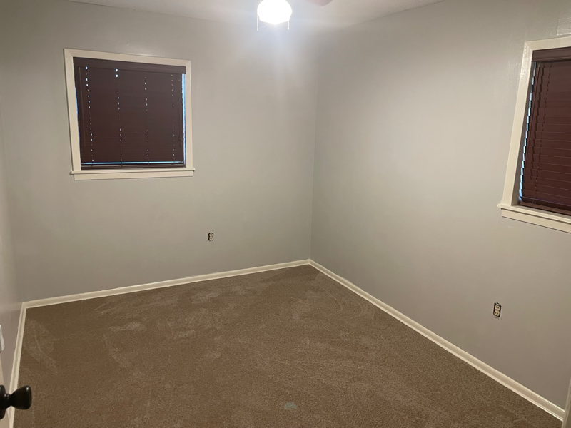 3247 Brenda Dr - Photo 5 of 13
