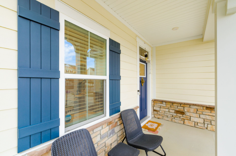 438 Mcnamara Loop - Photo 7 of 50