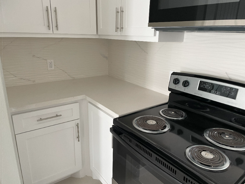 312 W Rutherford Ave #1 - Photo 3 of 19