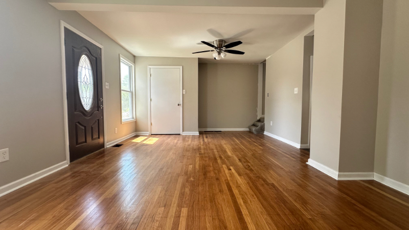 1335 Birney Ln - Photo 7 of 23
