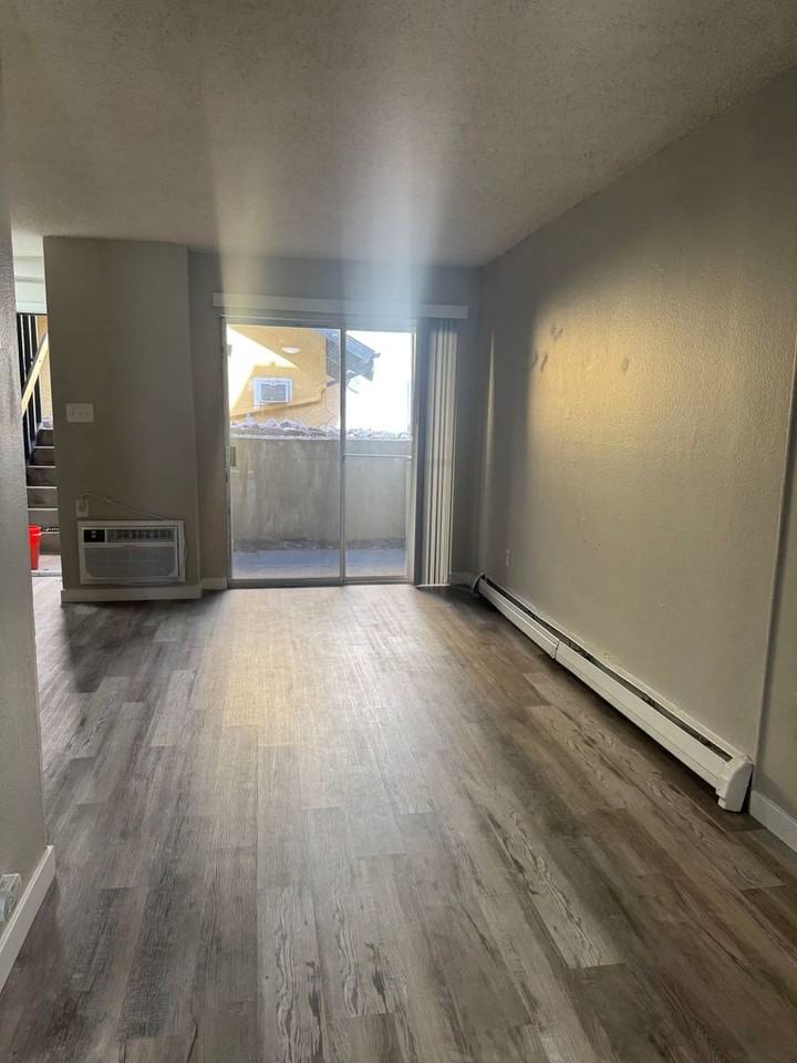 3389 E Fountain Blvd - Photo 3 of 12