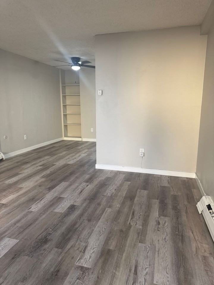 3389 E Fountain Blvd - Photo 5 of 12