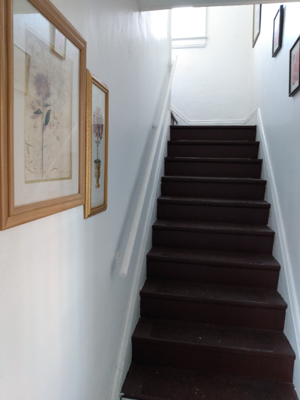 1632 Virginia St E #7 - Photo 4 of 14