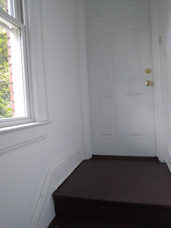 1632 Virginia St E #7 - Photo 5 of 14