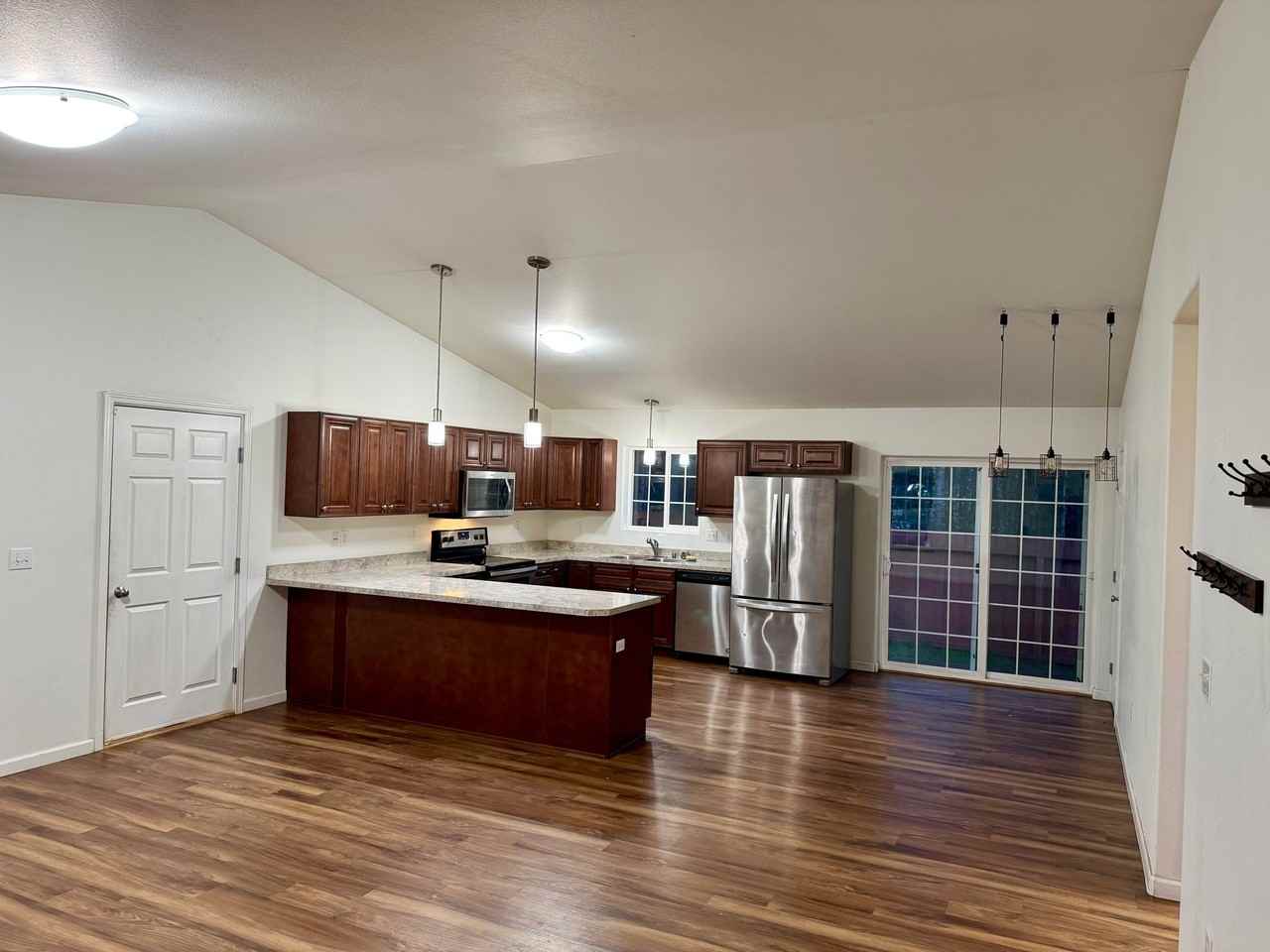4732 W Adirondack Cir - Photo 3 of 11