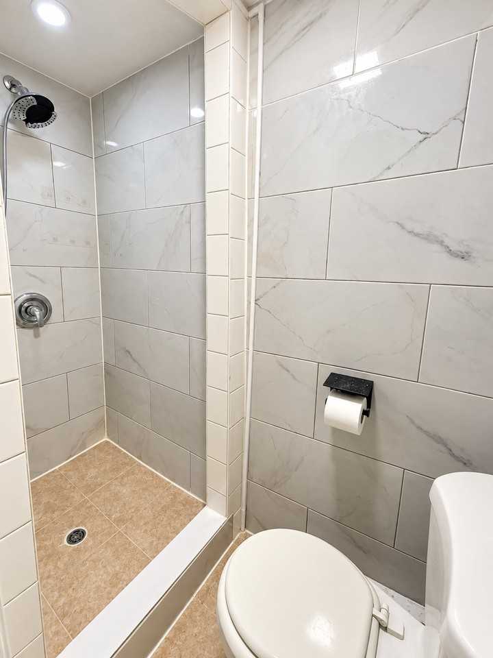 111 Remsen Ave - Photo 3 of 8