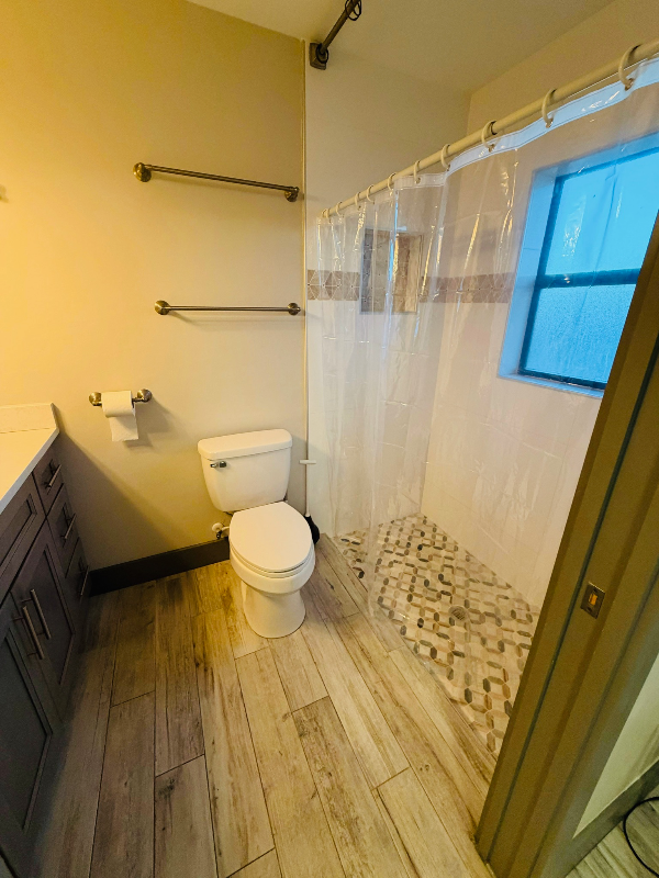 2116 Ne 8th Pl - Photo 4 of 20