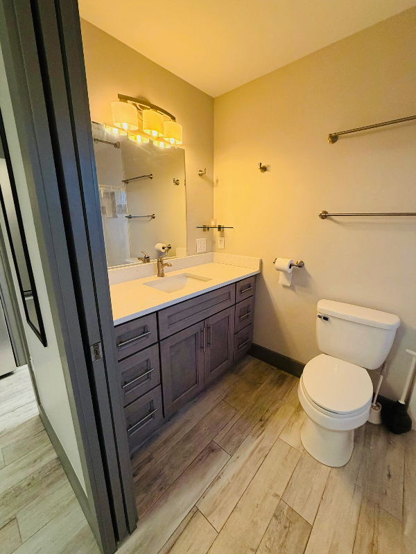 2116 Ne 8th Pl - Photo 5 of 20