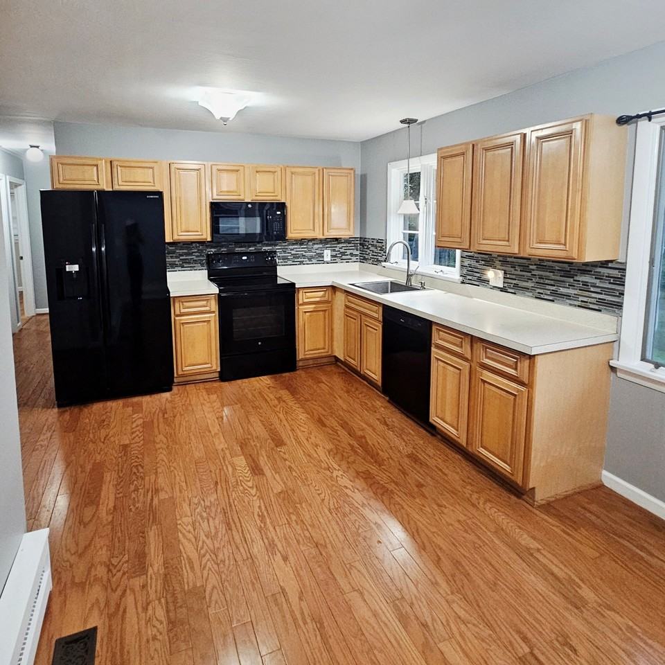 87 Bulkeley Hill Rd - Photo 6 of 20