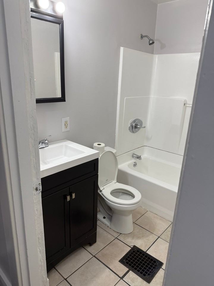 719 Heywood Ave - Photo 5 of 18