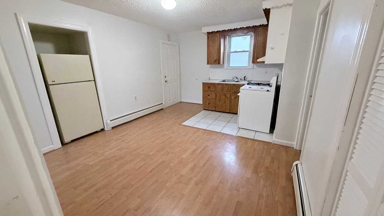 97 Grant St #2W - Photo 2 of 6