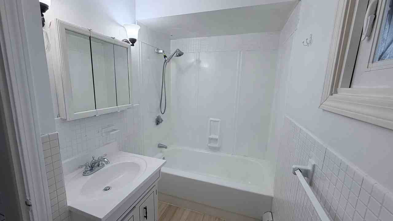 97 Grant St #2W - Photo 3 of 6