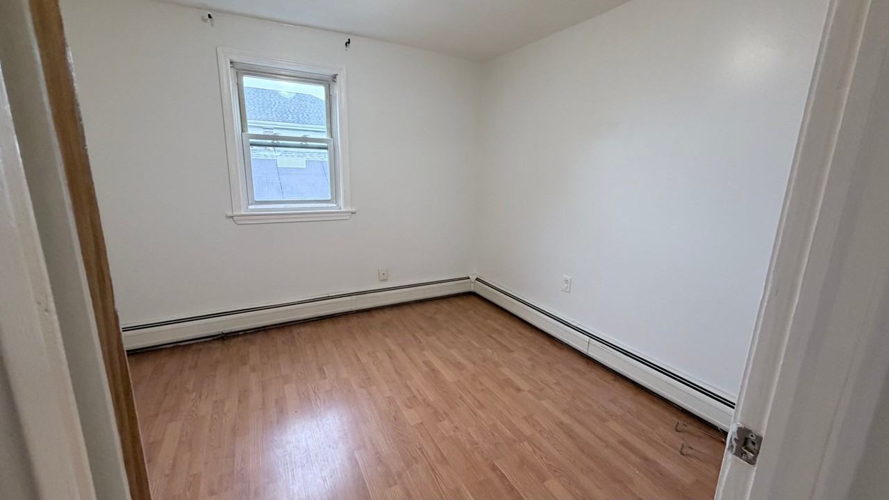 97 Grant St #2W - Photo 5 of 6