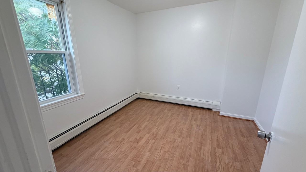 97 Grant St #2W - Photo 6 of 6