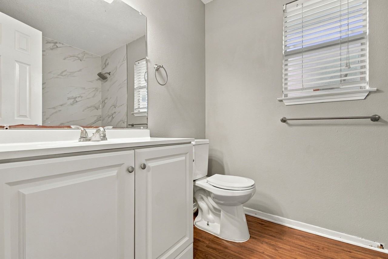 4527 Lakebend West Dr - Photo 6 of 25