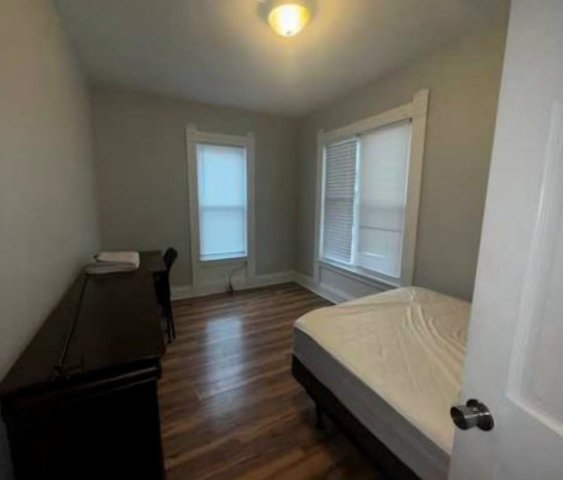 51 Lincoln Ave - Photo 4 of 18