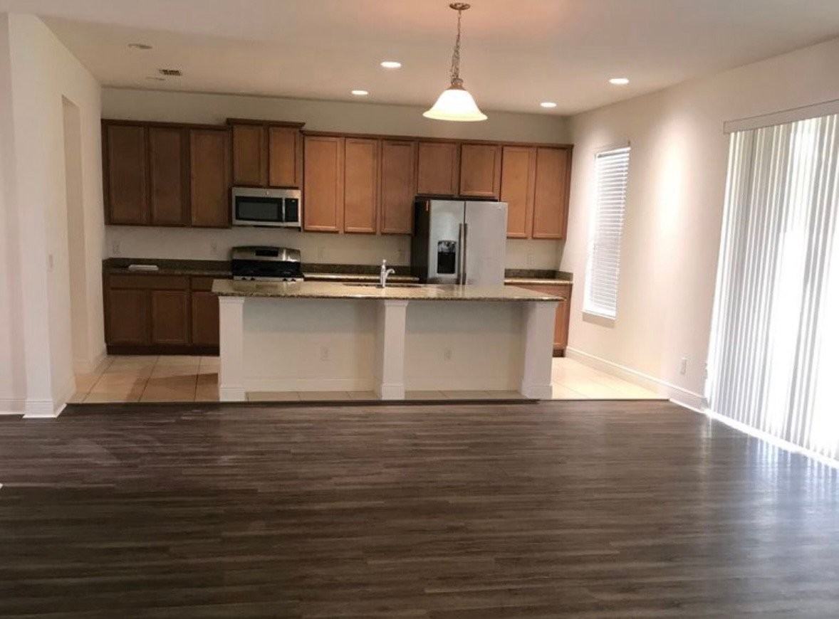 14499 Breakwater Way - Photo 2 of 3