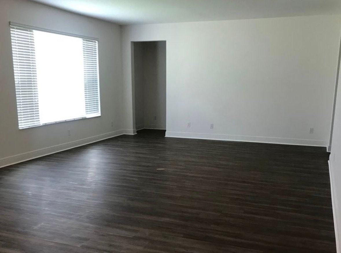 14499 Breakwater Way - Photo 3 of 3