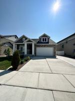 featured image of 2592 N Wallace Way