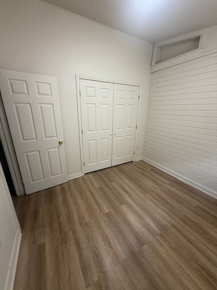 101 Zeta St #1 - Photo 3 of 17