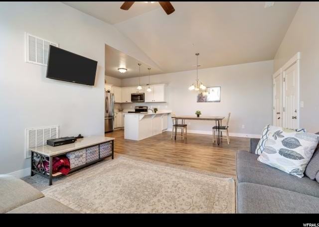 14513 S Ronan Ln #301 - Photo 4 of 18