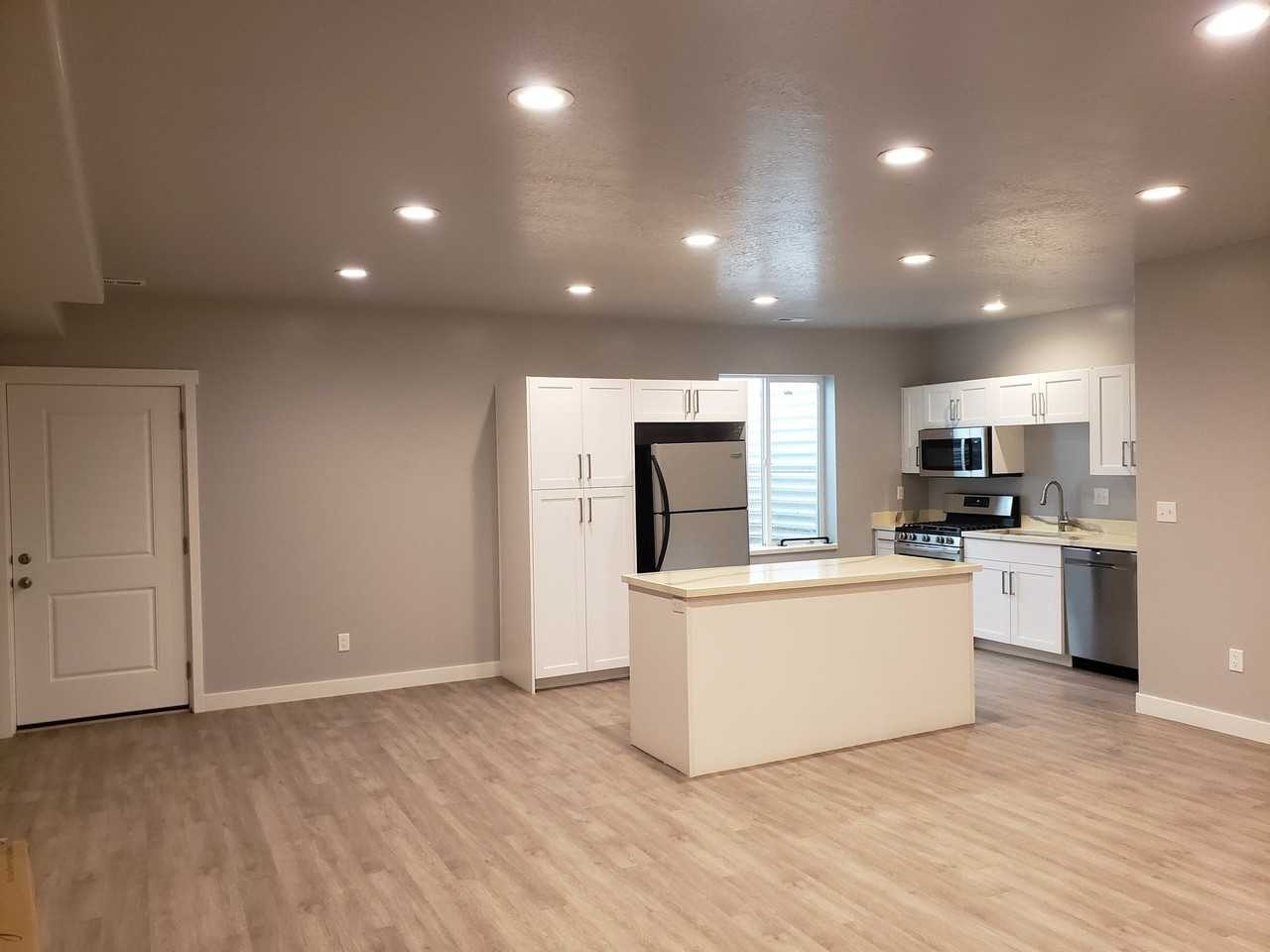 2647 Wn #BS - Photo 2 of 10
