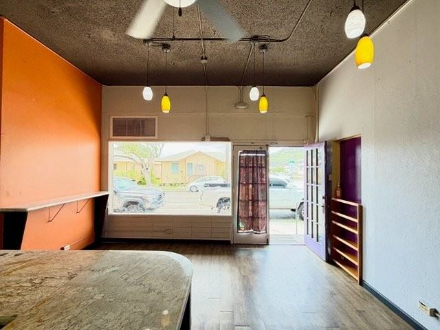 1425 10th Ave - Photo 5 of 6