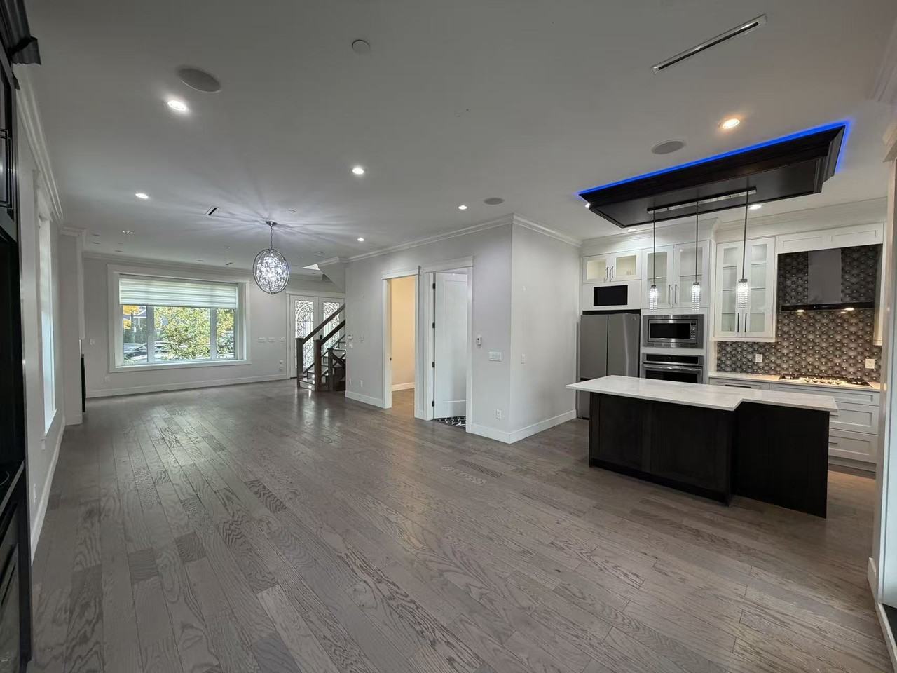 2761 McGill Street - Photo 2 of 20