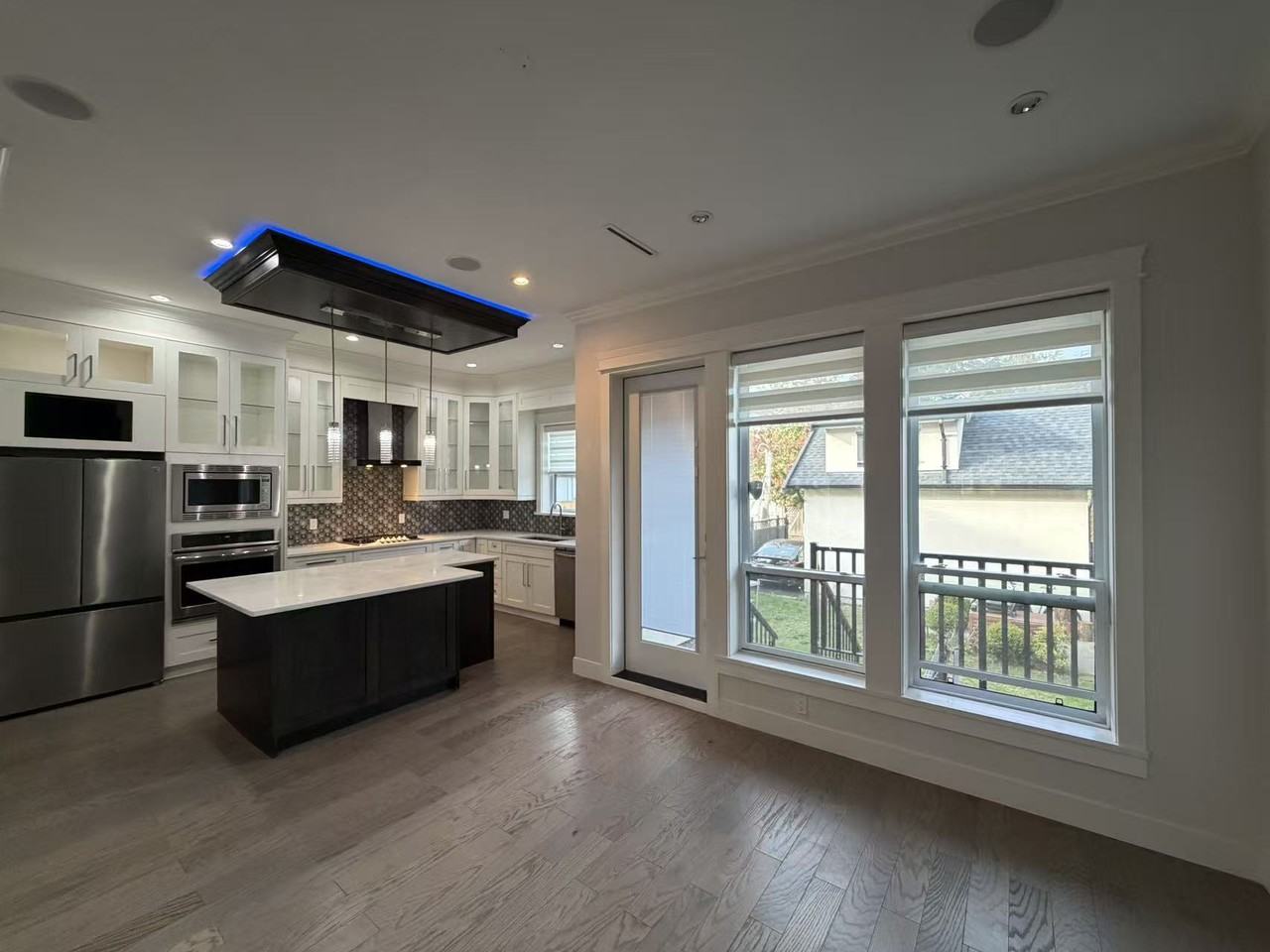 2761 McGill Street - Photo 3 of 20