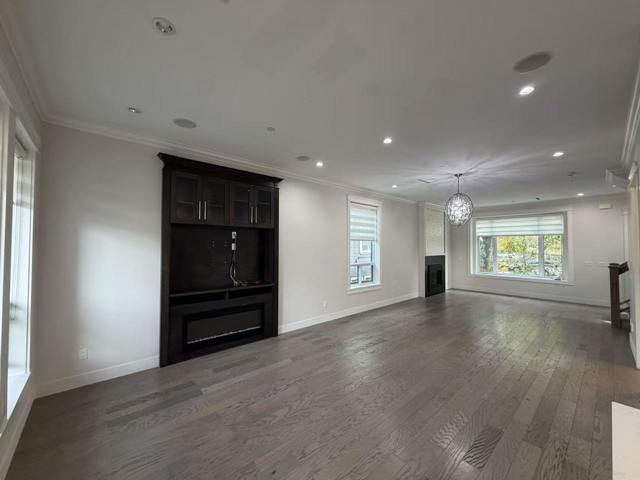 2761 McGill Street - Photo 5 of 20