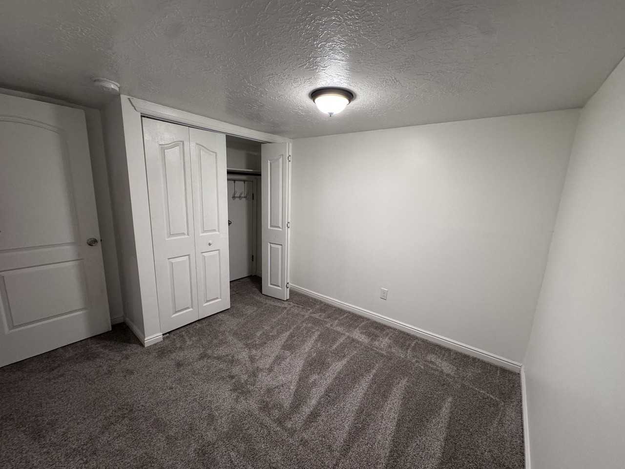119 Ray St - Photo 3 of 8