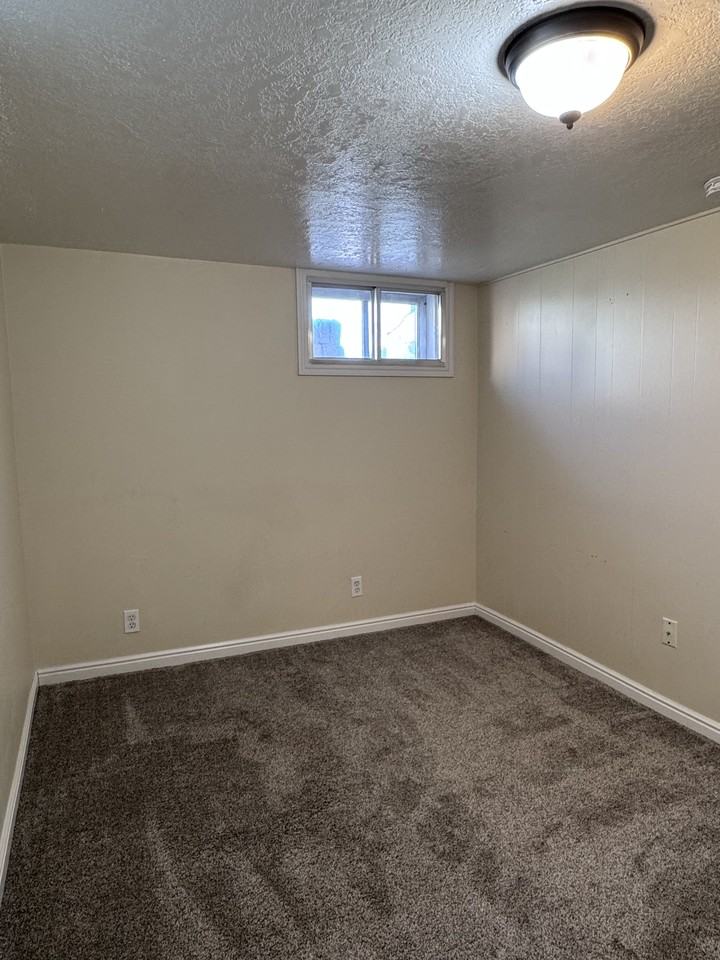 119 Ray St - Photo 7 of 8