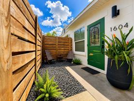 1604 Bryn Mawr St #B - Photo 1 of 1