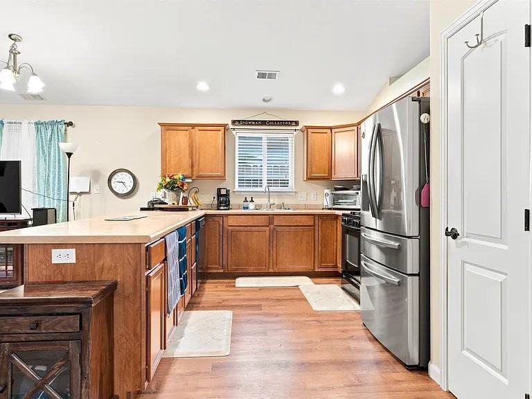 2902 Walnut Ave - Photo 6 of 18