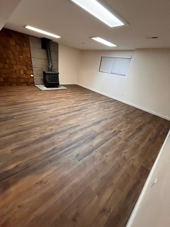 127 Se Kelly Ave - Photo 4 of 10