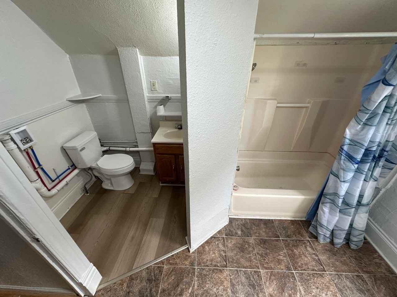 608 3rd St #2 - Photo 3 of 5