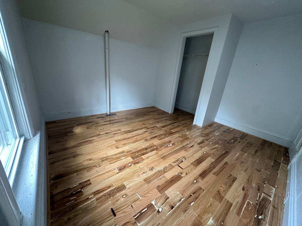 608 3rd St #2 - Photo 5 of 5