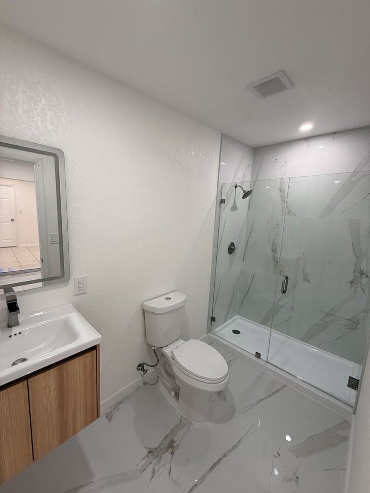 10424 Swst - Photo 2 of 7
