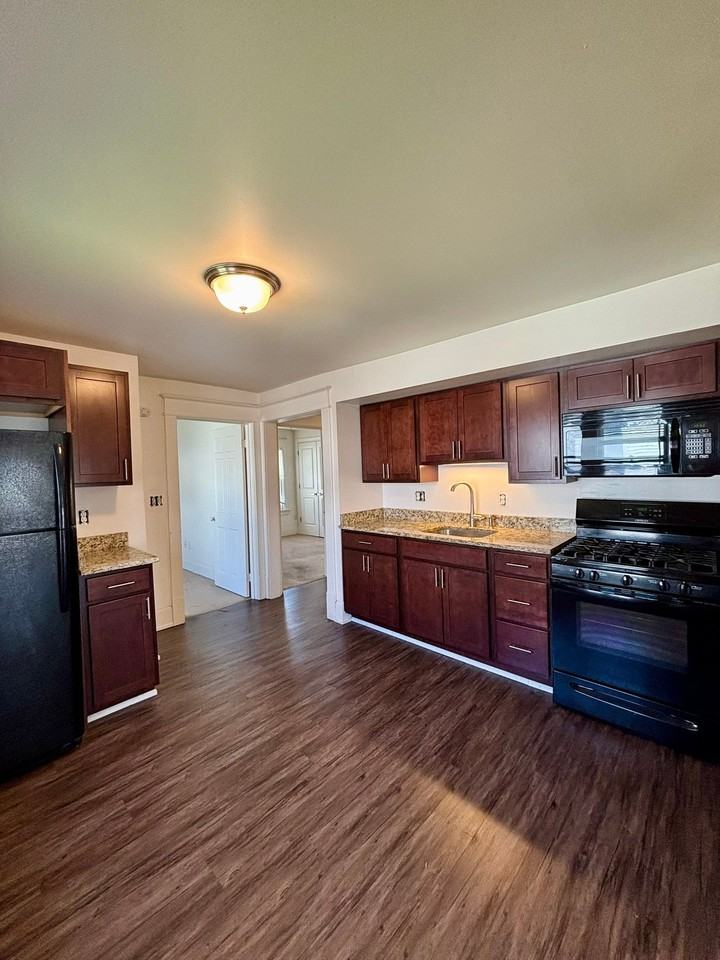 90 Laverack Ave #3 - Photo 2 of 13
